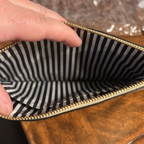 KATE SPADE NEW YORK WRISTLET (NWOT) - Picture 7 of 8